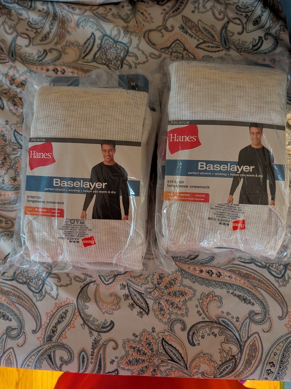 2 Hanes Baselayer Men’s Waffle Knit Thermal Long Shirt Size Medium White/Gray